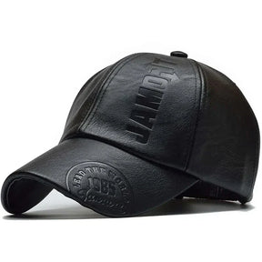 Casquette Brodée En Cuir Léger