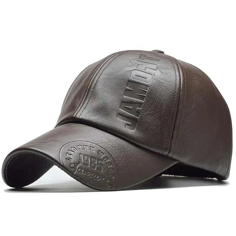 Casquette Brodée En Cuir Léger
